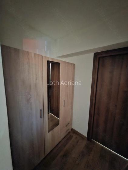Inchiriez apartament