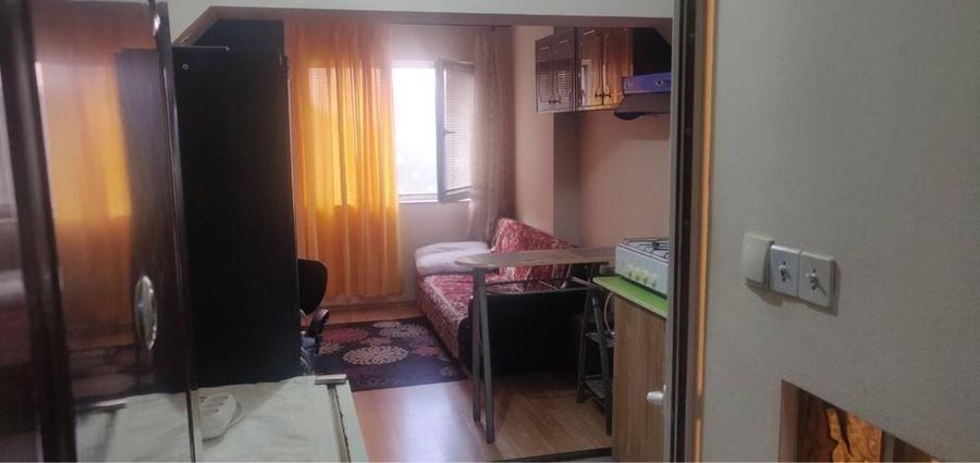Garsonieră nedecomandată în Decebal