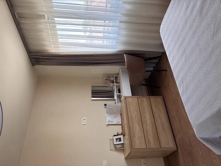 Apartament cu 3 camere decomandat în Dumbrăvița