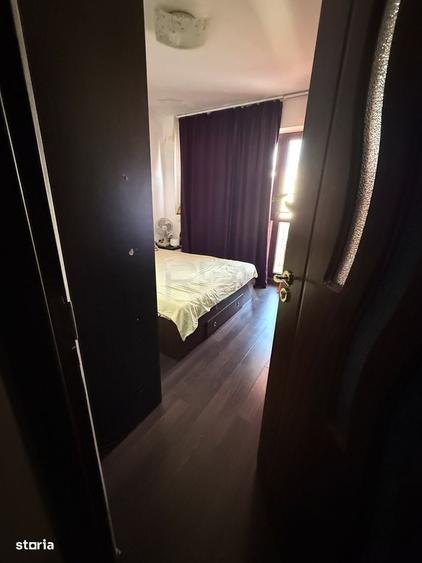 Apartament cu 3 camere decomandat în Drumul Taberei