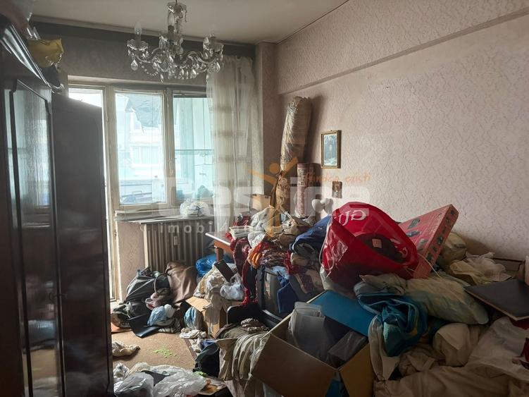 Apartament cu 4 camere decomandat în Dorobanți