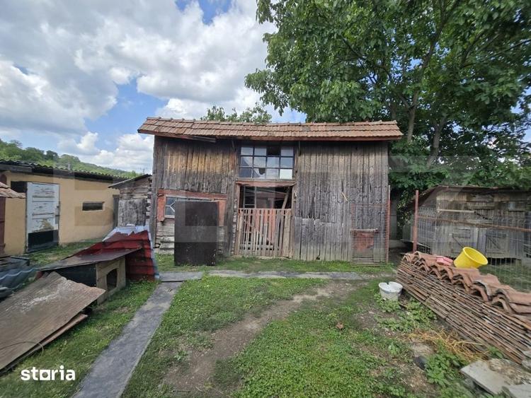 Casă cu 2 camere cu Teren 719 Mp în Sântana de Mureș
