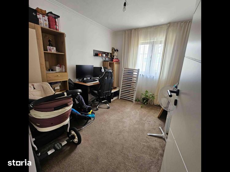 Casă cu 4 camere cu Teren 490 Mp în Sântandrei