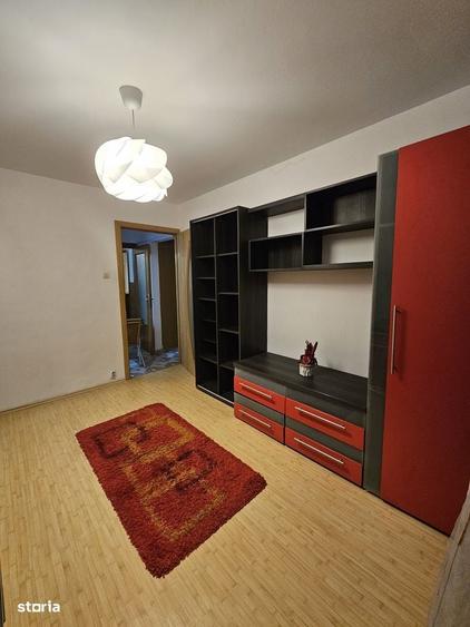 Apartament cu 3 camere decomandat în Griviței