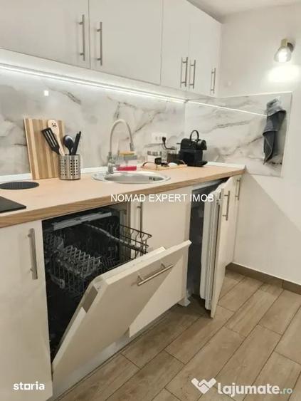 Apartament cu 2 camere semidecomandat în Centrul Civic