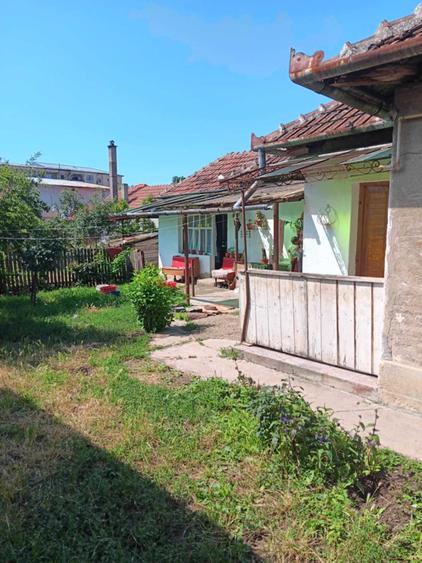 Casă cu 3 camere cu Teren 644 Mp în Marghita