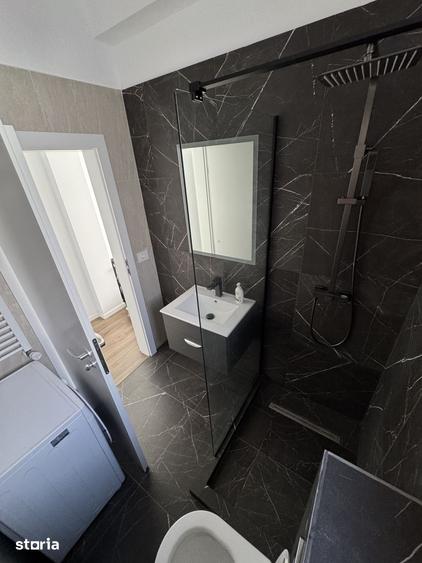 Casă cu 4 camere cu Teren 370 Mp în Tunari