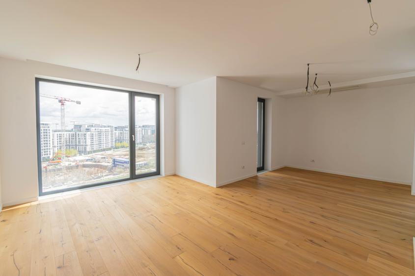 Apartament cu 6 camere decomandat în Aviației