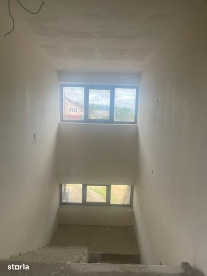 Casă cu 5 camere cu Teren 700 Mp în Garoafa