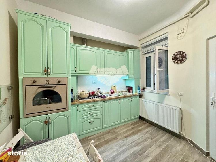 Apartament cu 3 camere decomandat în Dorobanți