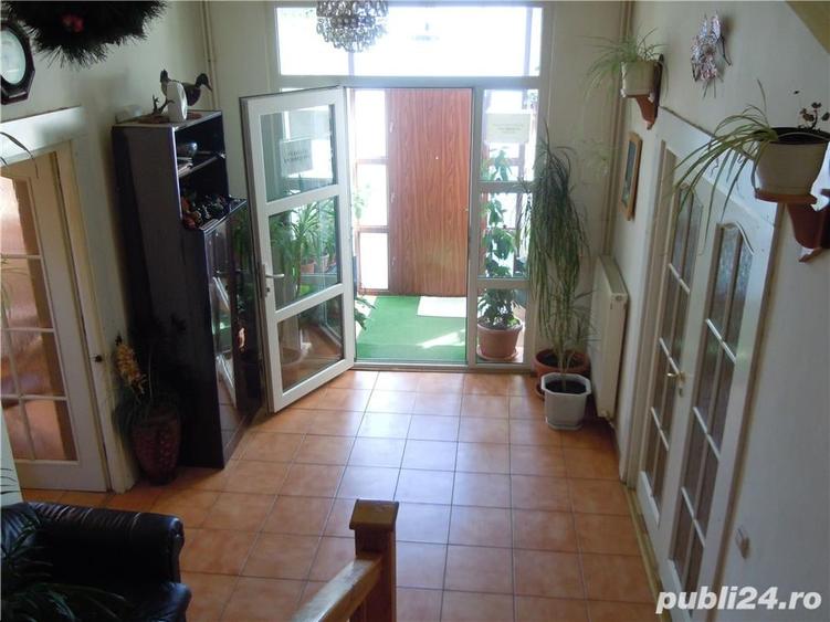 Casă cu 8 camere cu Teren 516 Mp în Predeal