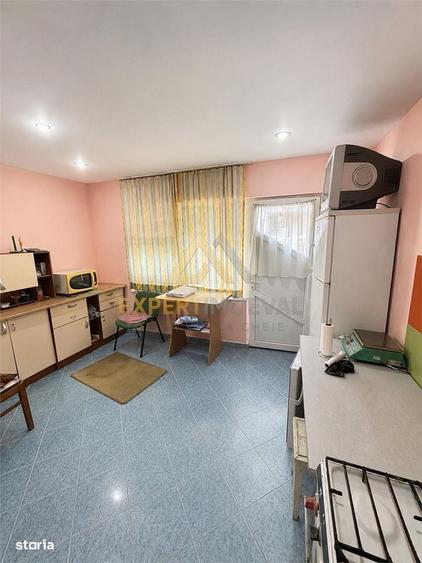 Spațiu comercial, de 18 mp, în Firiza