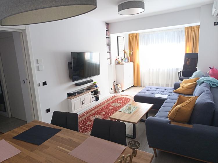 Apartament cu 2 camere decomandat în Muncii
