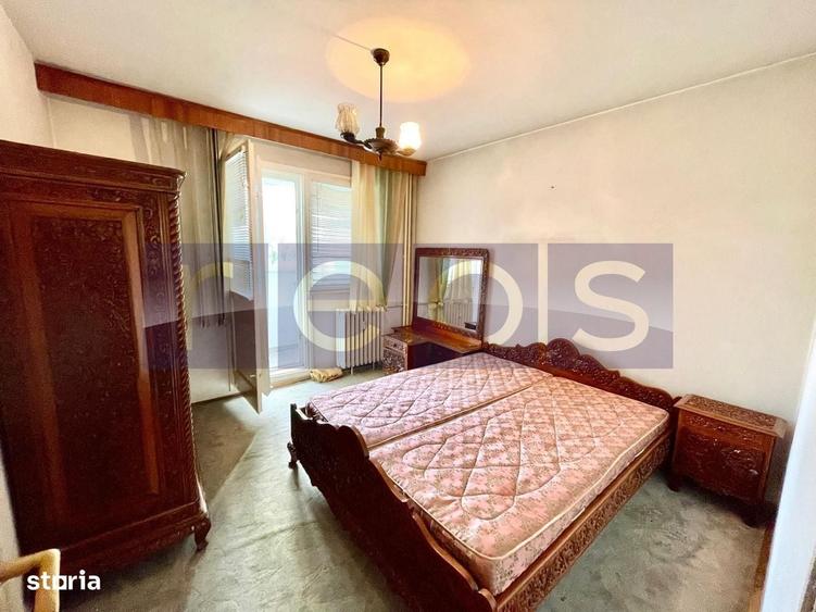 Apartament cu 3 camere semidecomandat în Câmpia Libertății
