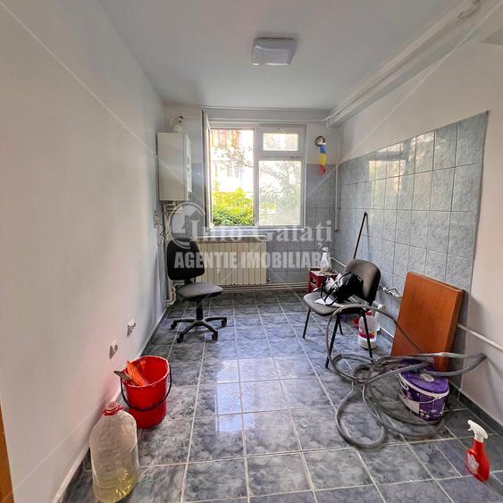 | Apartament cu 2 camere | Tiglina 1 | Parter | - 4