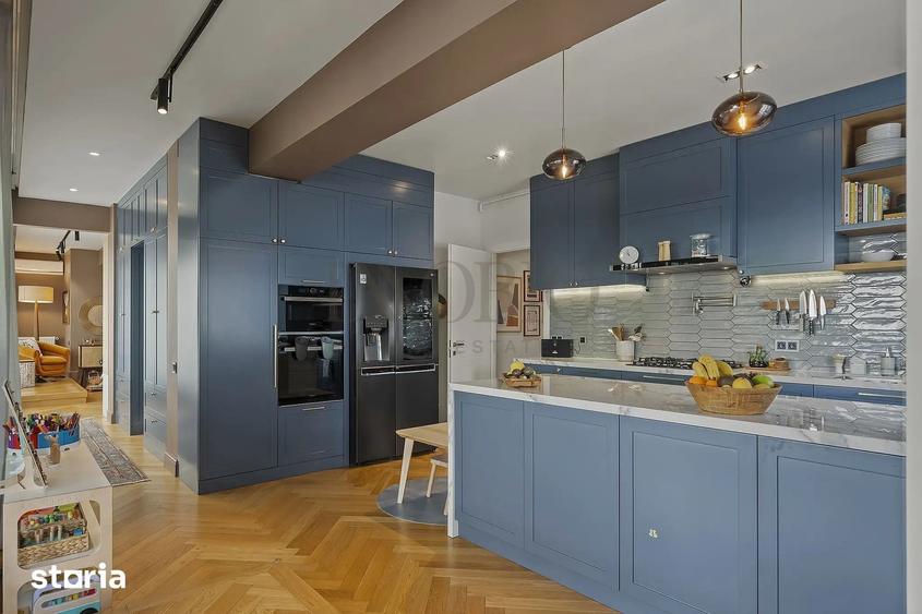 Apartament cu 4 camere în Pipera