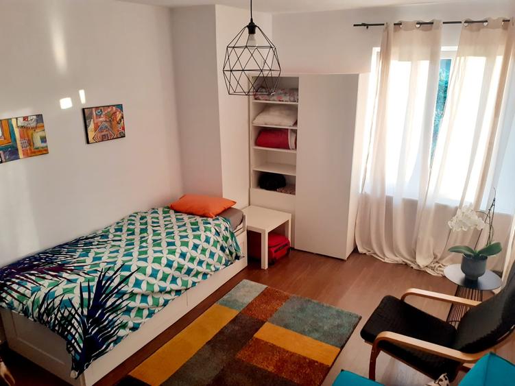 Casă cu 3 camere cu Teren 400 Mp în Balotești