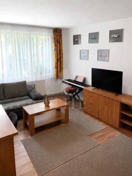 Apartament cu 2 camere semidecomandat, mobilat în Gheorgheni