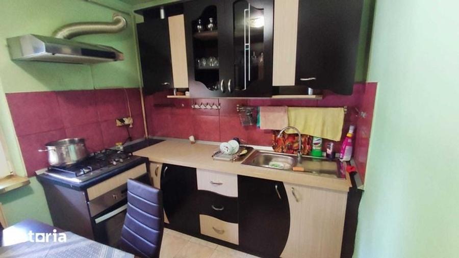Inchiriez apartament 2 camere decomndate zona OMW/stadion Cetate - 4