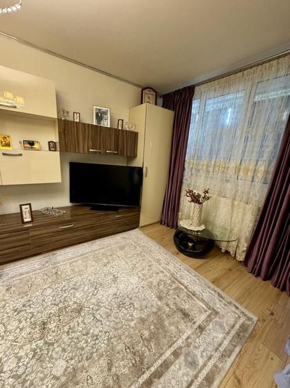 Apartament cu 2 camere decomandat în Gara de Nord