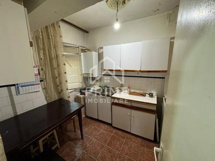 Apartament cu 3 camere decomandat în Ultracentral