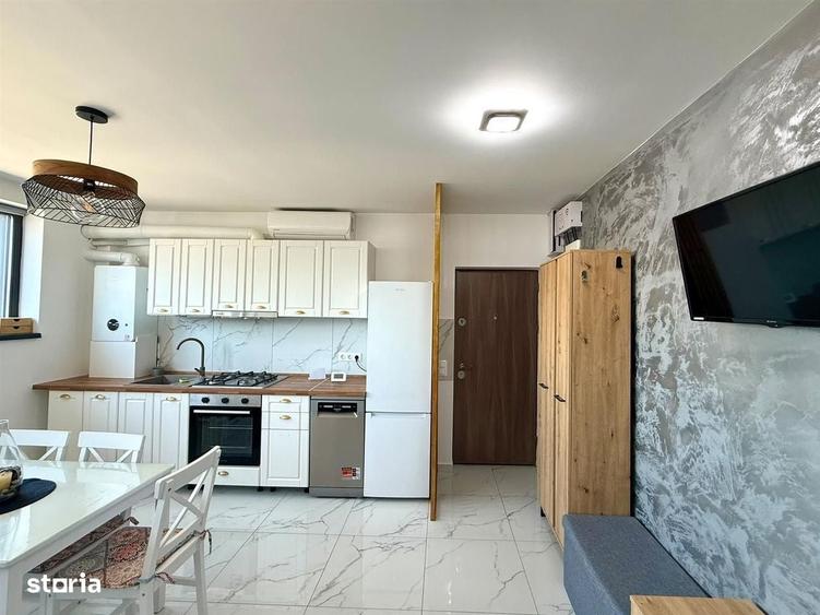 Apartament cu 3 camere decomandat în Șelimbăr — fotografia 2