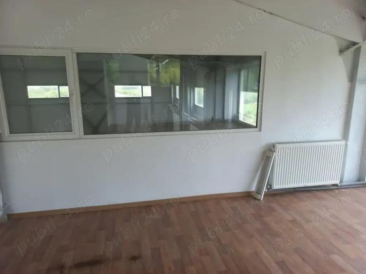 Spațiu comercial, de 390 mp, în Mihăești