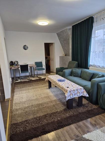 Apartament cu 2 camere decomandat în Florești