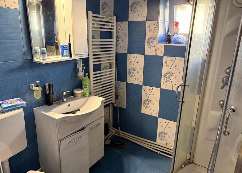Vand apartament cu 4 camere - 6