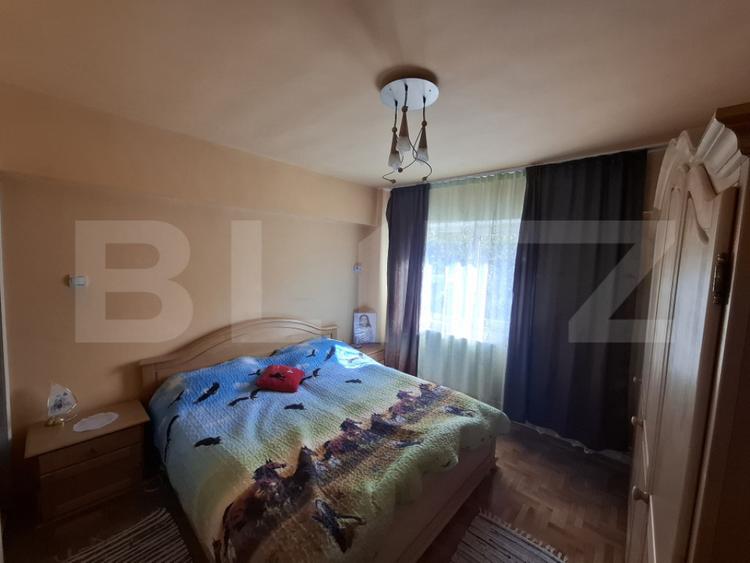 Apartament cu 2 camere decomandat în Micro 16