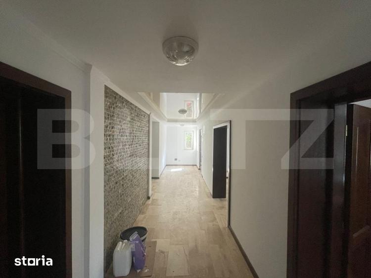 Apartament cu 4 camere în Central
