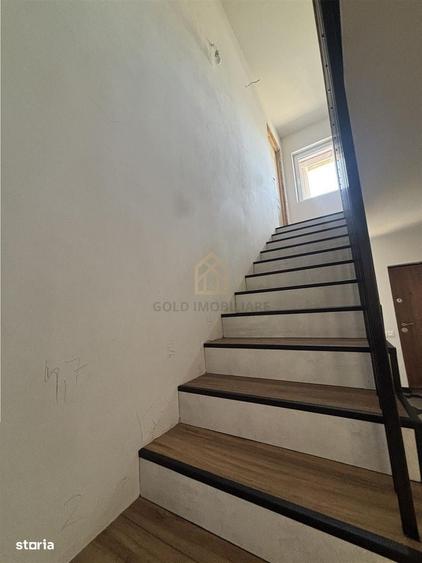 Casă cu 4 camere în Ocoliș
