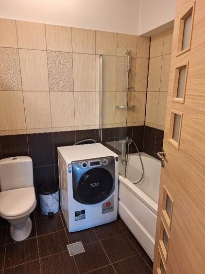 Apartament cu 3 camere semidecomandat, mobilat în Berceni
