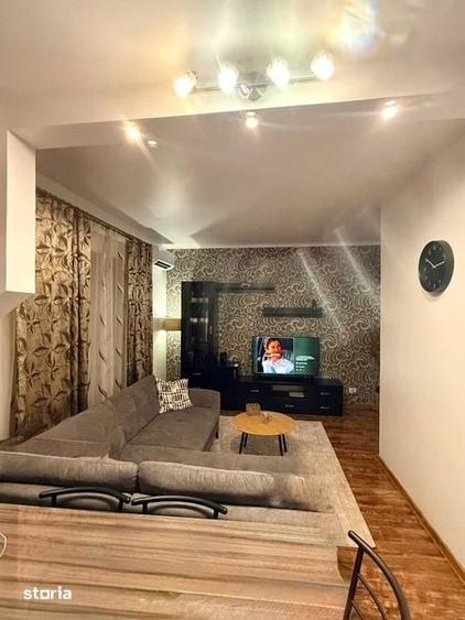 Apartament cu 3 camere decomandat în Central