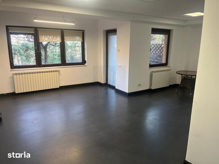 Casă cu 7 camere decomandat cu Teren 120 Mp în Floreasca