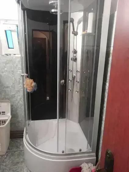 Apartament cu 4 camere decomandat, mobilat în Ultracentral