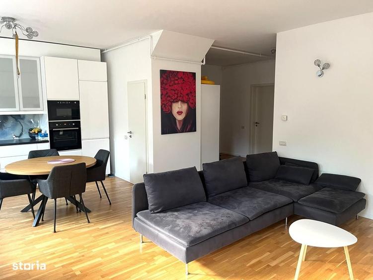 Casă cu 4 camere în Corbeanca
