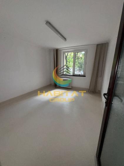 Apartament cu 4 camere decomandat în Dristor