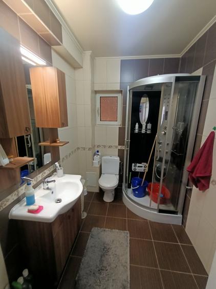 Duplex cu 4 camere cu Canalizare în Florești