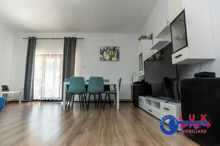 Casă cu Teren 350 Mp în Babadag