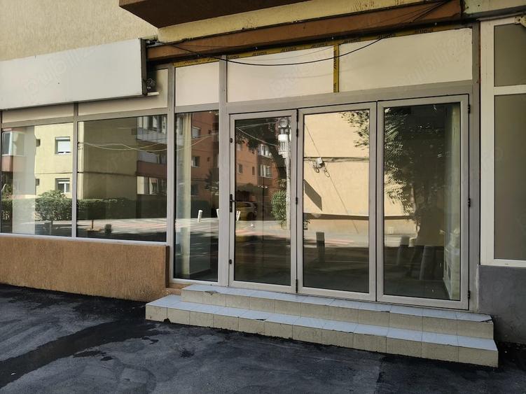 Spațiu comercial, de 70 mp, în Central