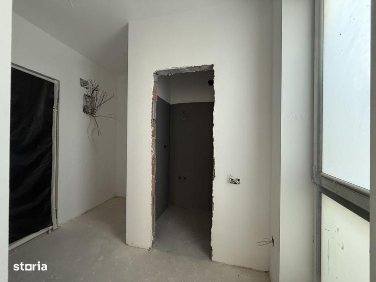 Centrul Capitalei, apartament cu 2 bai, etaj superior ! - 14