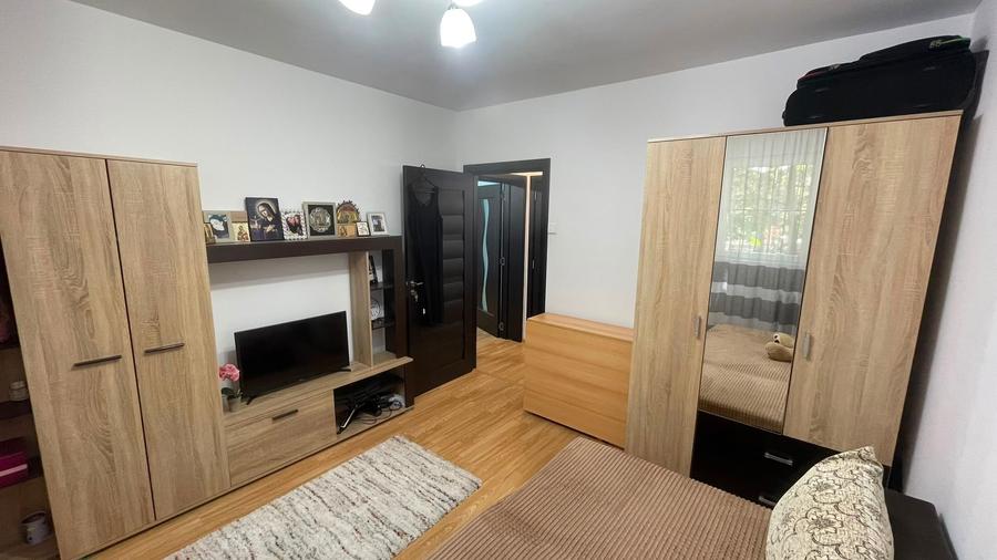 Apartament cu 2 camere semidecomandat în Drumul Taberei
