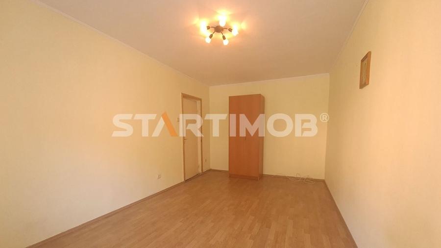 Apartament cu 2 camere decomandat în Răcădău