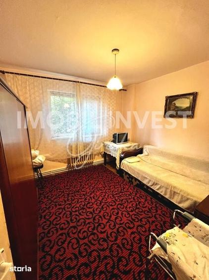 Apartament cu 3 camere în Cetate
