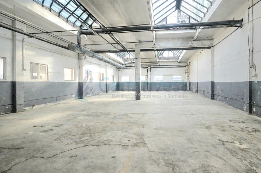 Spațiu industrial, de 10,000 mp, în Centura