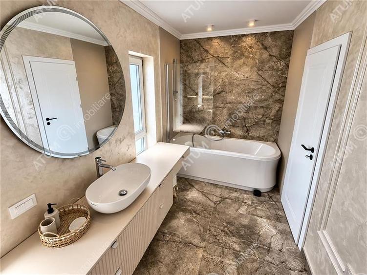 Duplex cu 4 camere cu Canalizare în Șelimbăr