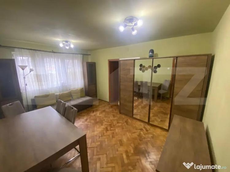 Apartament cu 2 camere semidecomandat, mobilat în P-ța Unirii