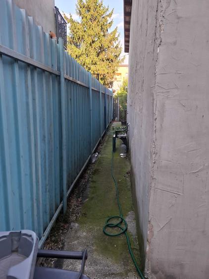 Casă cu 3 camere în Central
