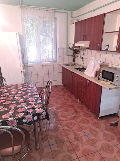 Apartament cu 2 camere decomandat în Sigmir